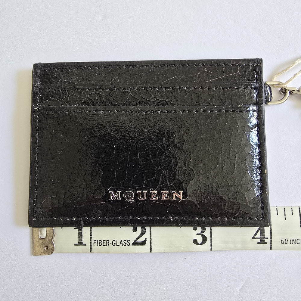 Alexander McQueen T-Bar Cracked Leather Card Holder Black - Picture 8 of 8